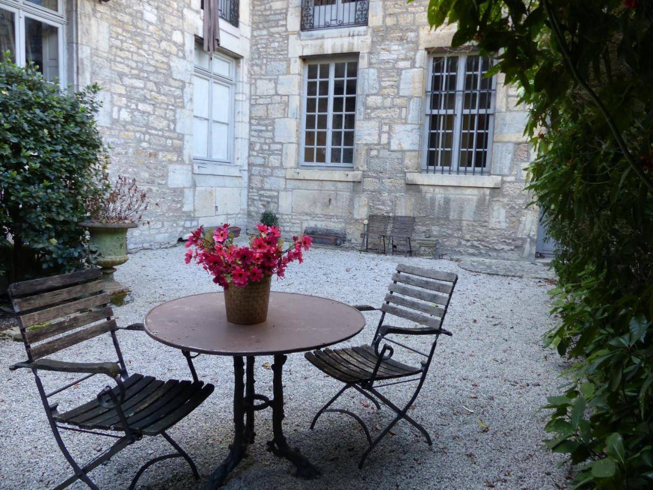 Residence Charles Quint Besancon Bagian luar foto