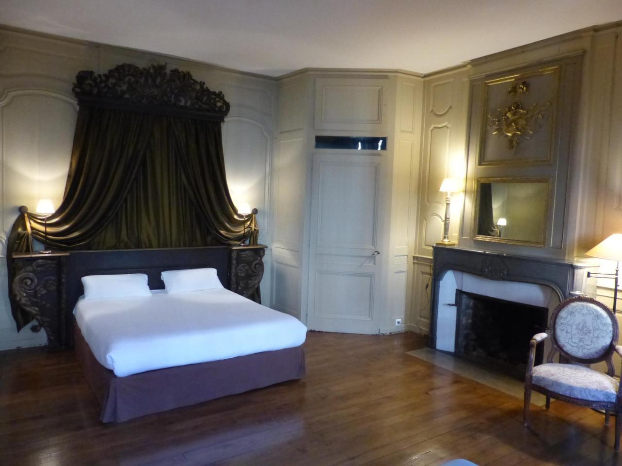 Residence Charles Quint Besancon Bagian luar foto